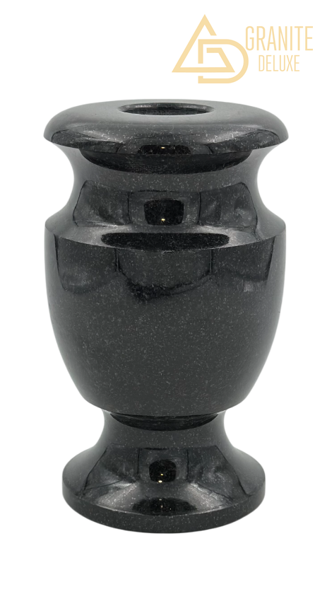 Ваза из гранита, 882