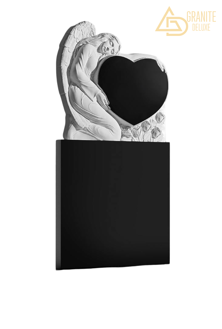 Резной памятник «Ангел у сердца» 1353